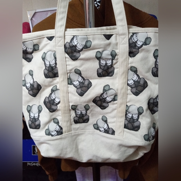 KAWS TOKYO 1ST CANVAS TOTE - Picture 2 of 8